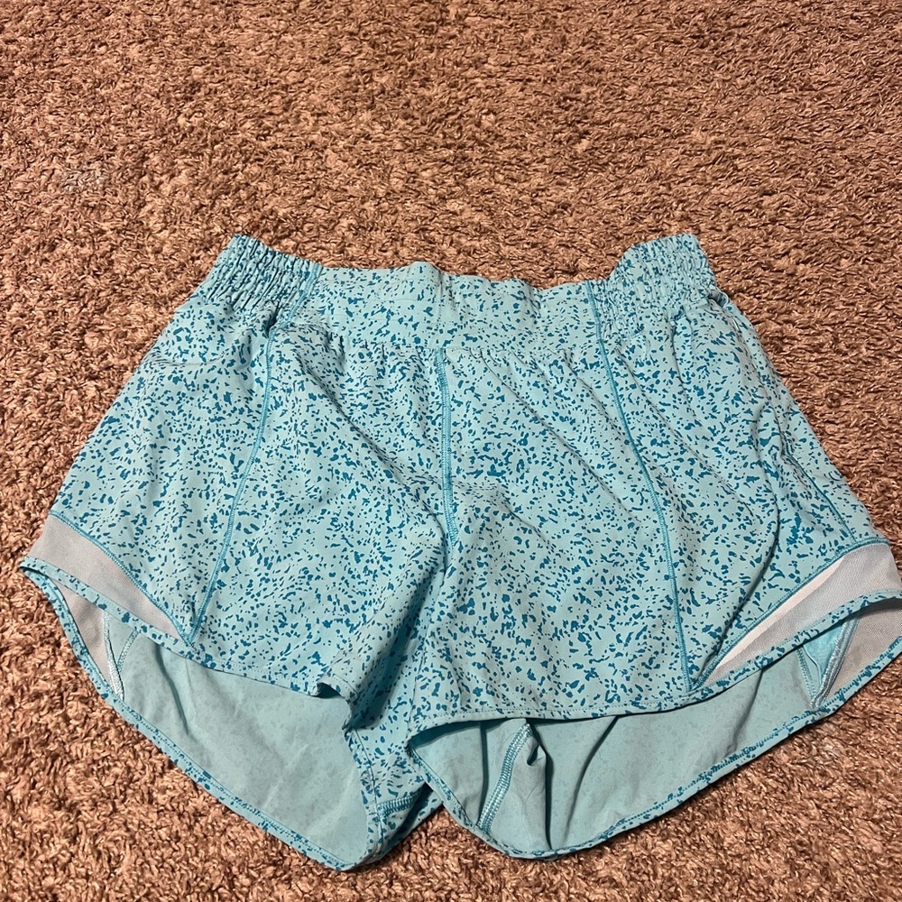 Lululmeon seawheeze shorts